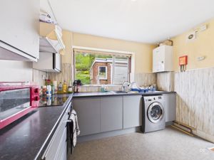 Photo 8- click for photo gallery